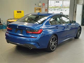 2019 BMW 330i - Thumbnail