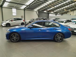 2019 BMW 330i - Thumbnail