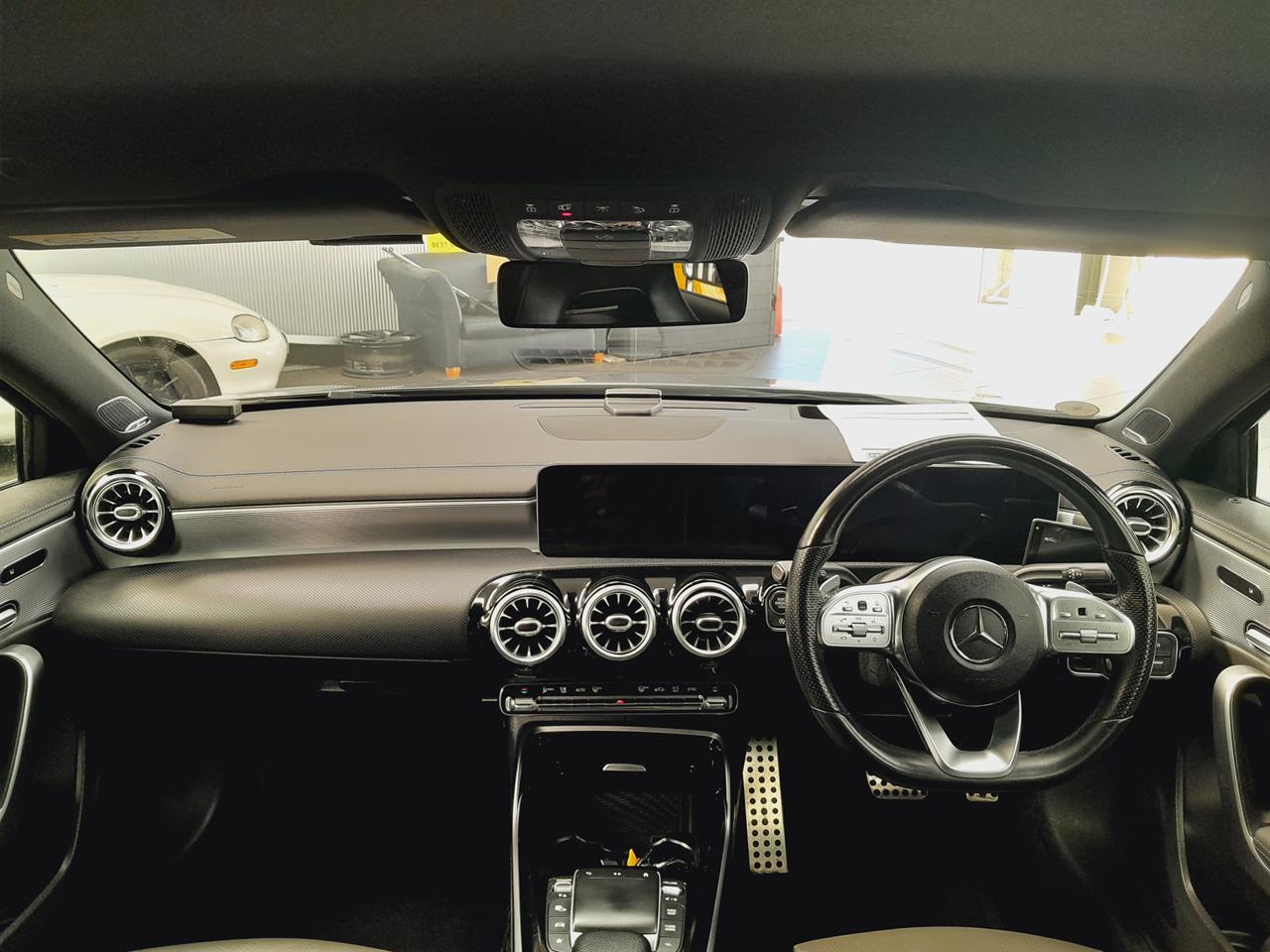 2020 Mercedes-Benz A 35