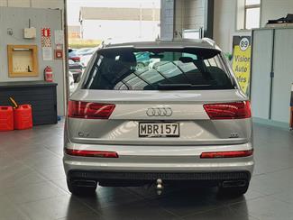 2016 Audi Q7 - Thumbnail