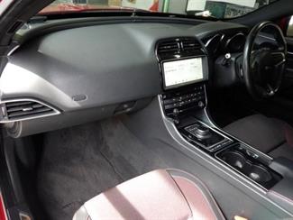 2018 Jaguar XE - Thumbnail