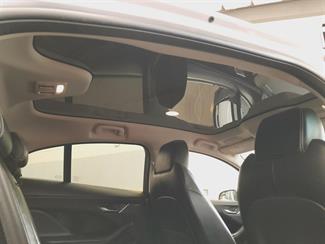 2021 Jaguar I-pace - Thumbnail