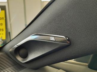 2021 Toyota Harrier - Thumbnail
