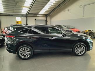 2021 Toyota Harrier - Thumbnail