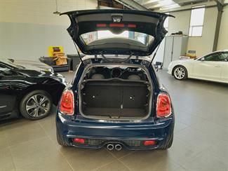 2017 Mini Cooper - Thumbnail