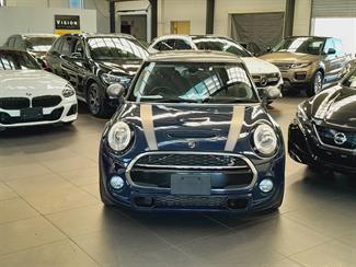 2017 Mini Cooper - Thumbnail