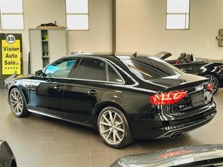 2015 Audi A4 - Thumbnail