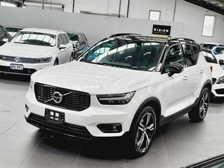 2020 Volvo XC40 - Thumbnail