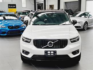 2020 Volvo XC40 - Thumbnail