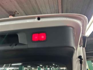 2017 Mercedes-Benz GLC 250 - Thumbnail