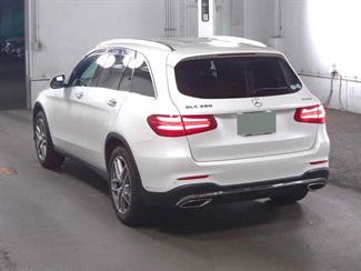 2017 Mercedes-Benz GLC 250 - Thumbnail