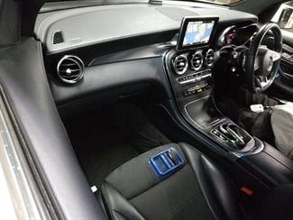 2017 Mercedes-Benz GLC 250 - Thumbnail