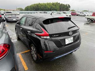 2019 Nissan Leaf - Thumbnail