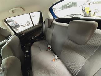 2011 Suzuki Swift - Thumbnail