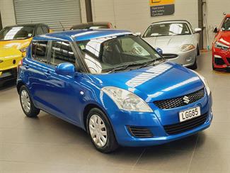 2011 Suzuki Swift - Thumbnail