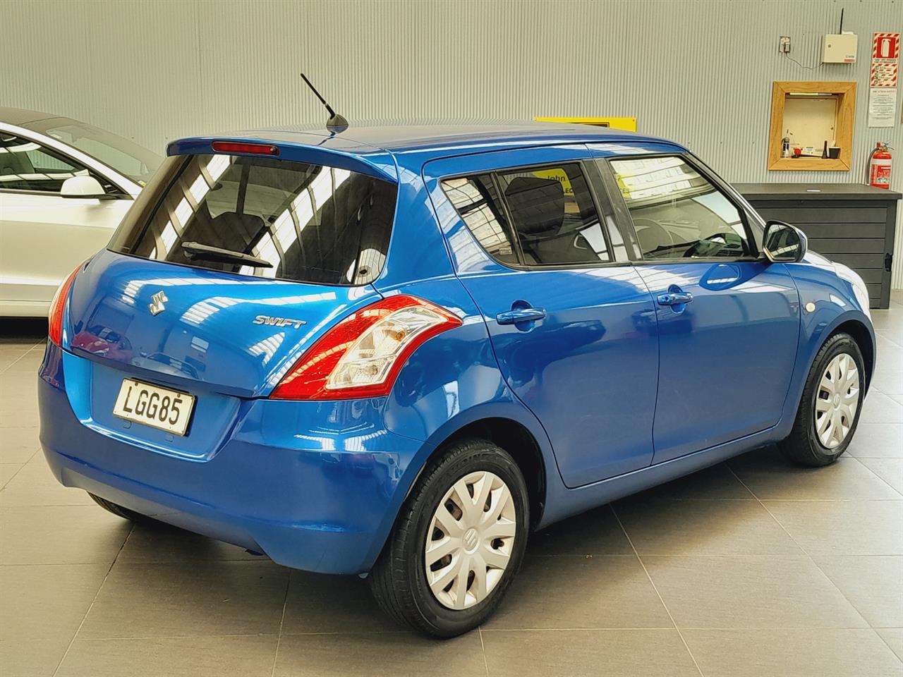 2011 Suzuki Swift