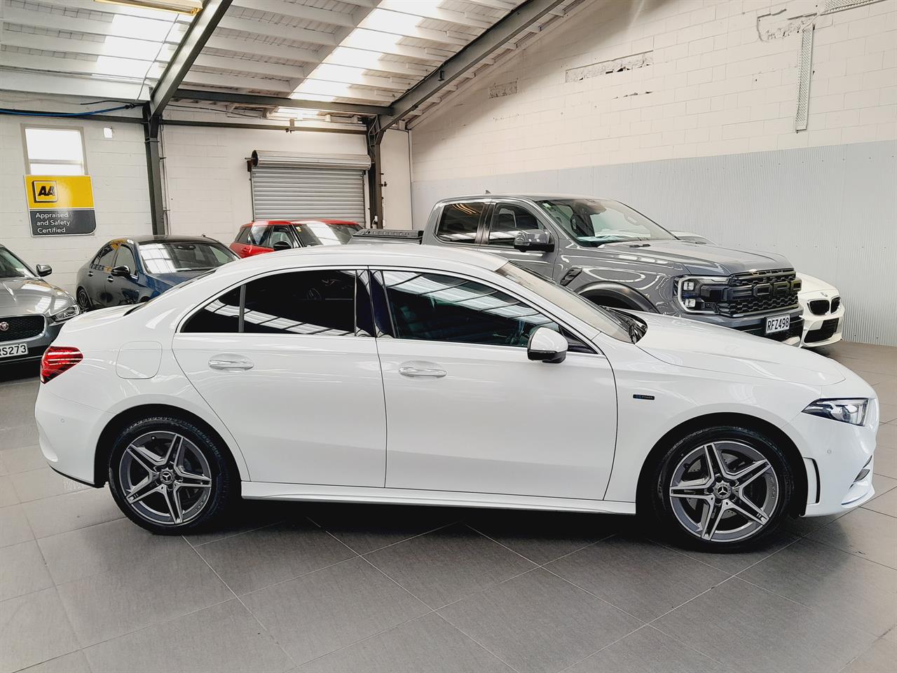 2021 Mercedes-Benz A 250 e