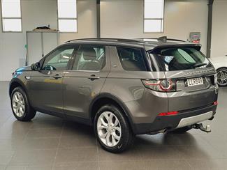 2017 Land Rover Discovery Sport - Thumbnail