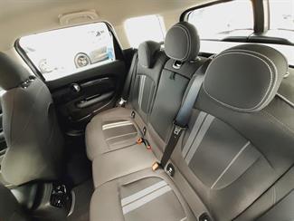 2016 Mini Clubman - Thumbnail