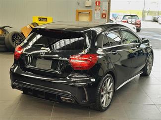 2016 Mercedes-Benz A 45 - Thumbnail