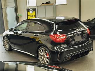 2016 Mercedes-Benz A 45 - Thumbnail