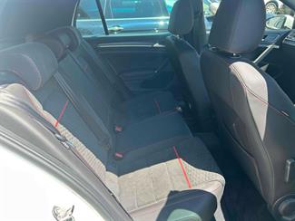 2019 Volkswagen Golf GTI - Thumbnail