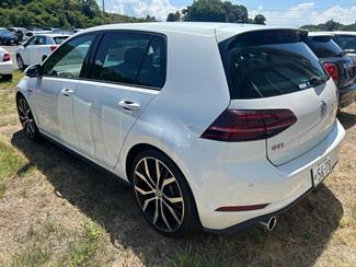 2019 Volkswagen Golf GTI - Thumbnail