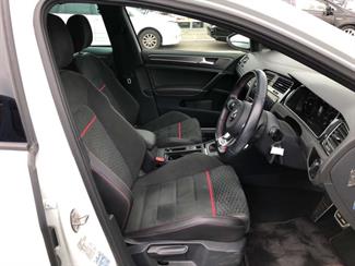 2019 Volkswagen Golf GTI - Thumbnail