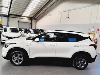 2024 Kia Seltos - Thumbnail