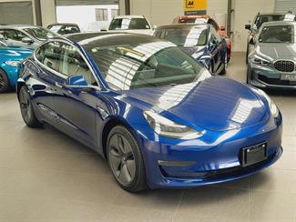 2019 Tesla Model 3 - Thumbnail