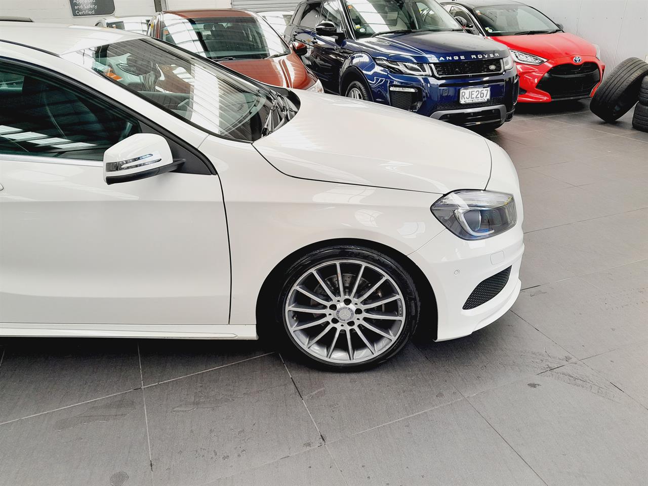 2015 Mercedes-Benz A 180