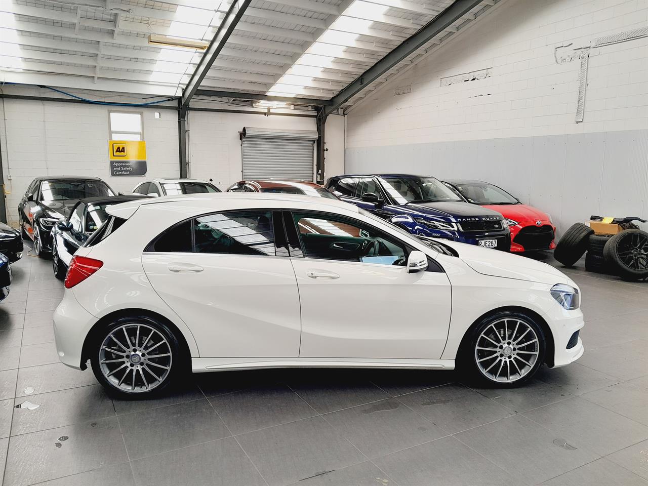 2015 Mercedes-Benz A 180