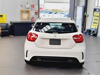 2015 Mercedes-Benz A 180 - Thumbnail