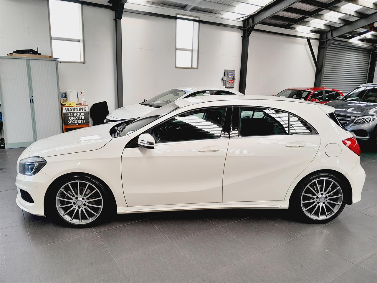 2015 Mercedes-Benz A 180