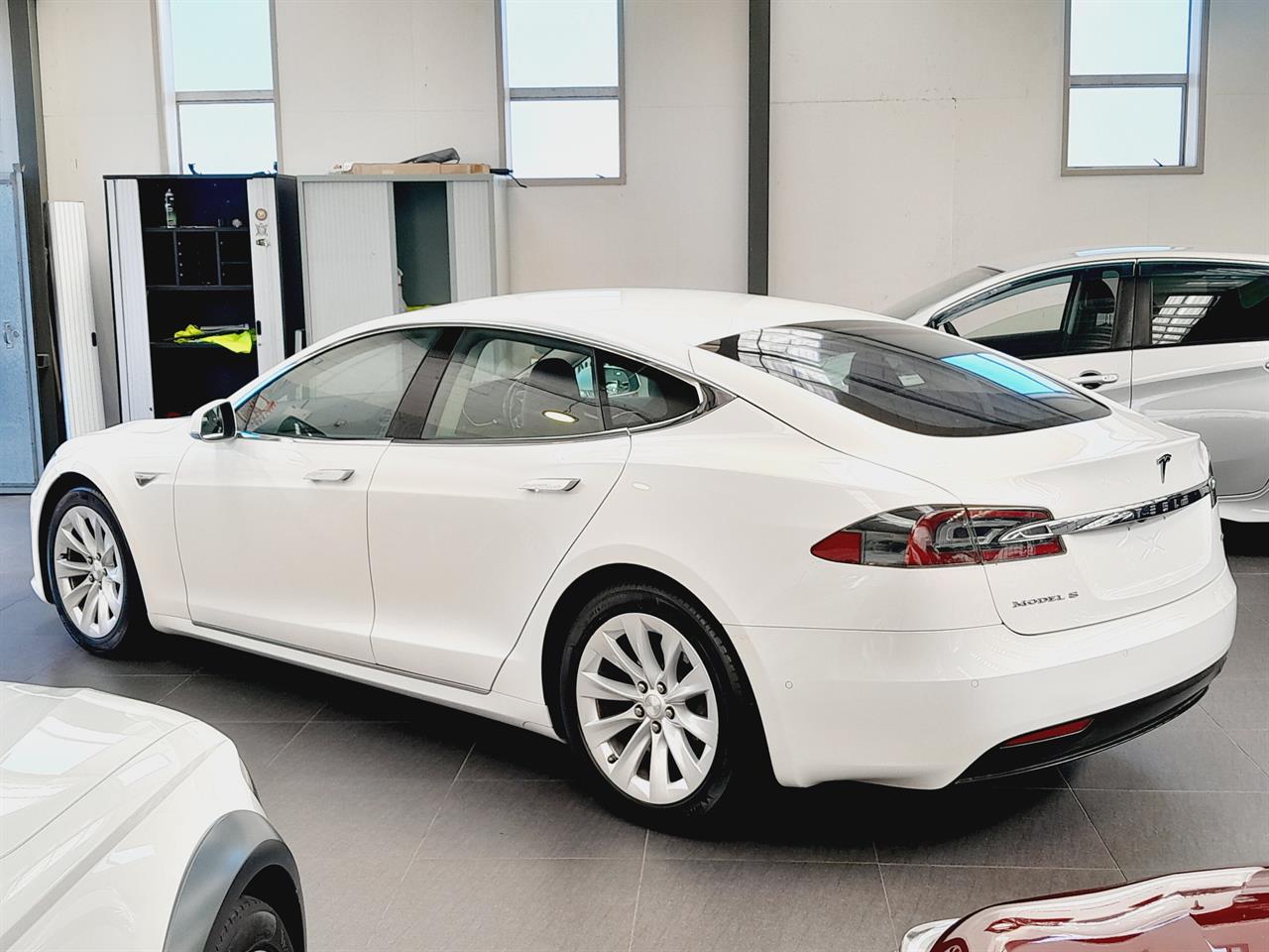 2016 Tesla Model S