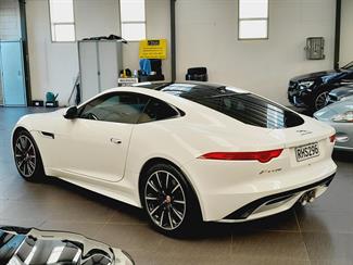 2016 Jaguar F-Type - Thumbnail