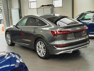 2021 Audi E-tron - Thumbnail