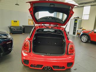 2017 Mini Cooper - Thumbnail