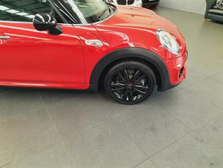 2017 Mini Cooper - Thumbnail