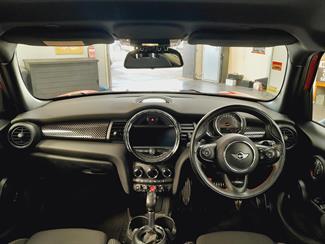 2017 Mini Cooper - Thumbnail