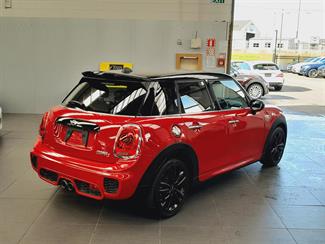 2017 Mini Cooper - Thumbnail