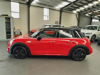 2017 Mini Cooper - Thumbnail