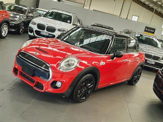 2017 Mini Cooper - Thumbnail