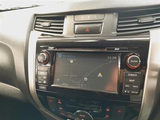 2018 Nissan Navara - Thumbnail
