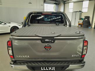 2018 Nissan Navara - Thumbnail