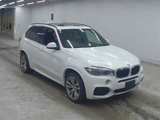 2017 BMW X5 - Thumbnail