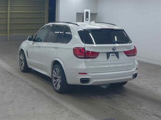 2017 BMW X5 - Thumbnail