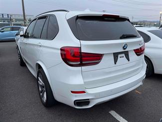 2017 BMW X5 - Thumbnail