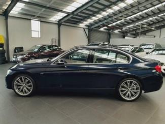 2018 BMW 320i - Thumbnail
