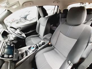 2019 Nissan Leaf - Thumbnail